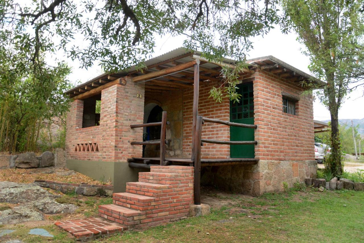 מינה קלאוורו La Toma Complejo De Montana - Cabanas Y Habitaciones En Hosteria מראה חיצוני תמונה